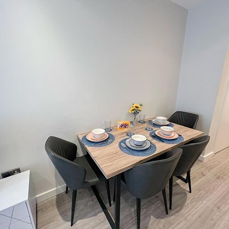 Chic 1-Bedroom Flat In Elephant & Castle, Near The Shard 伦敦 外观 照片