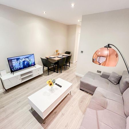 Chic 1-Bedroom Flat In Elephant & Castle, Near The Shard 伦敦 外观 照片