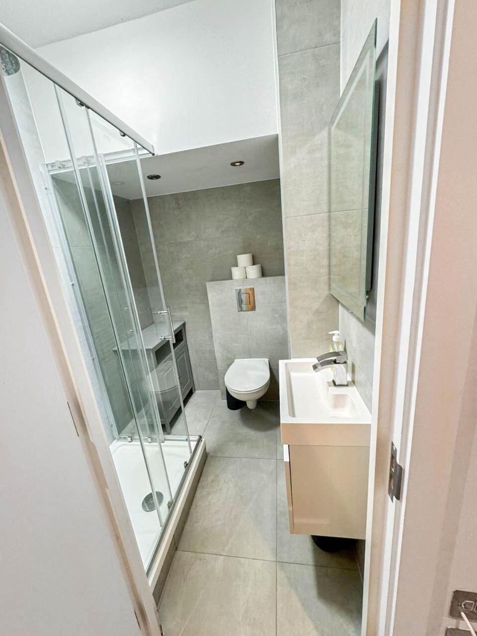 Chic 1-Bedroom Flat In Elephant & Castle, Near The Shard 伦敦 外观 照片