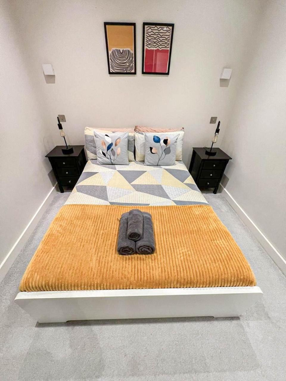 Chic 1-Bedroom Flat In Elephant & Castle, Near The Shard 伦敦 外观 照片